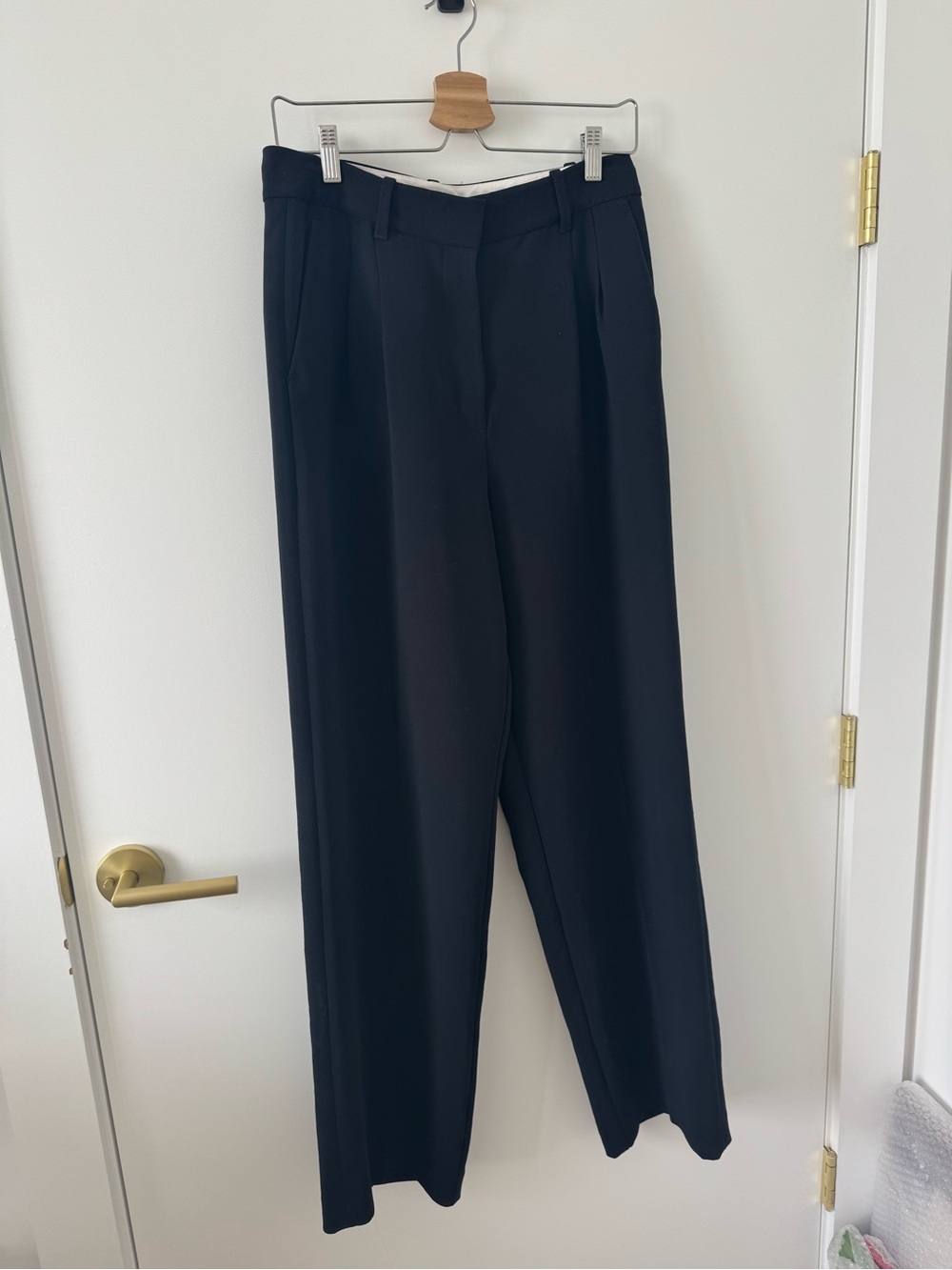 Aritzia Effortless Pant (Wide-Leg Black Trousers)